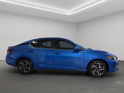 2024 Nissan Sentra 4 pts. Advance, TM6, a/ac., f. niebla, RA-16