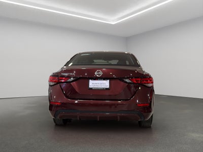 2023 Nissan Sentra 4 pts. Advance, TM6, a/ac., f. niebla, RA-16