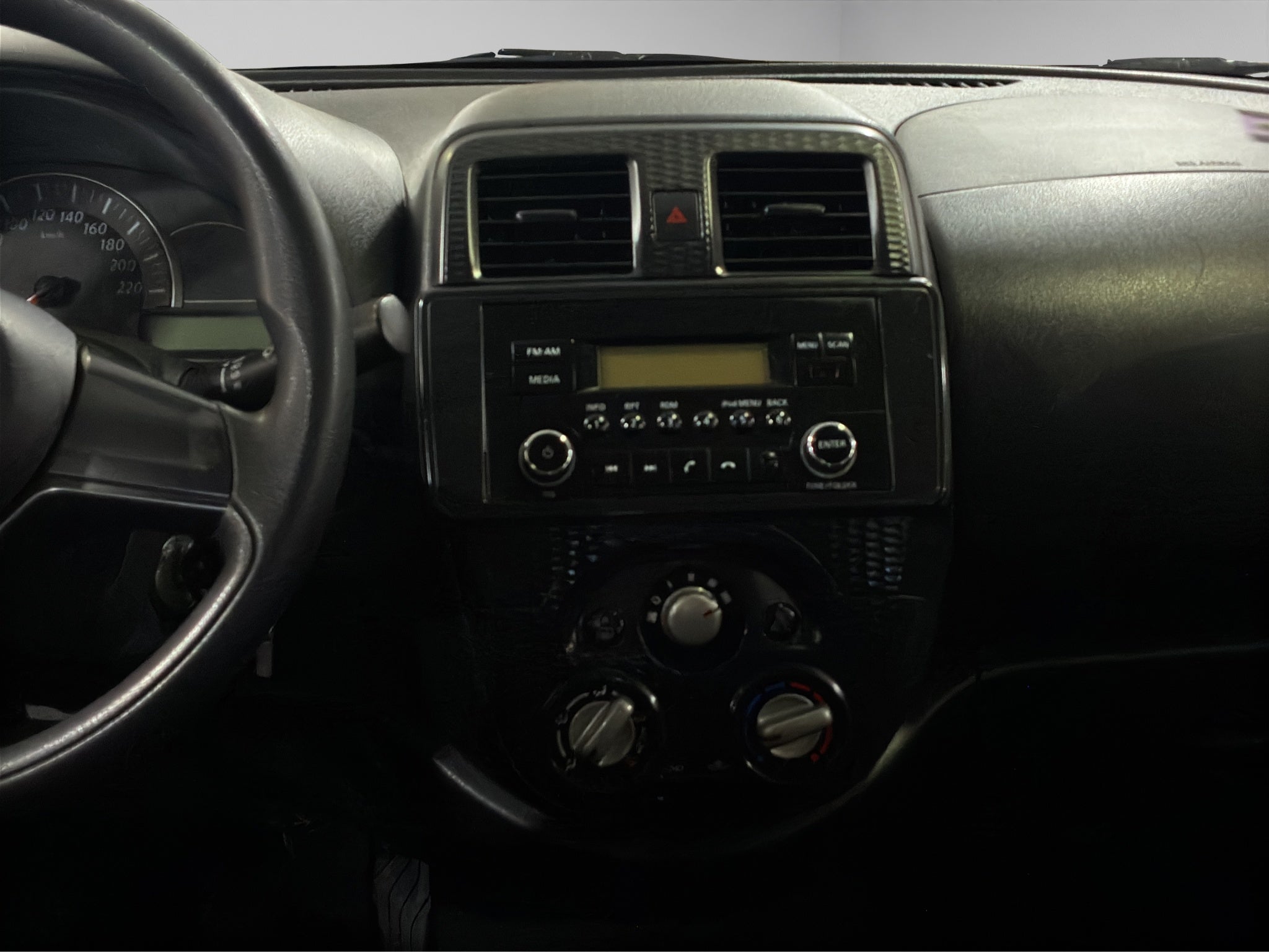 2024 Nissan March 5 pts. HB Sense, TM5, a/ac., R-14