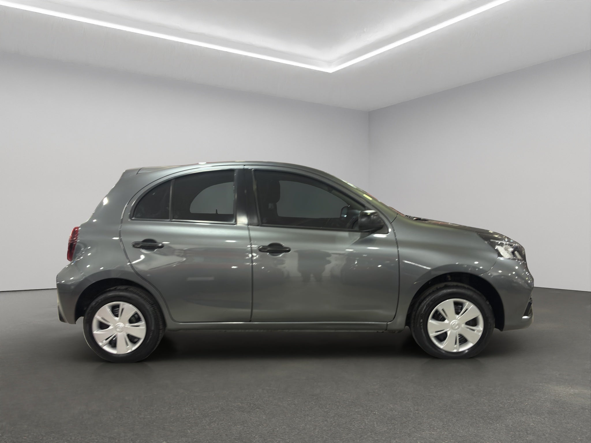 2024 Nissan March 5 pts. HB Sense, TM5, a/ac., R-14