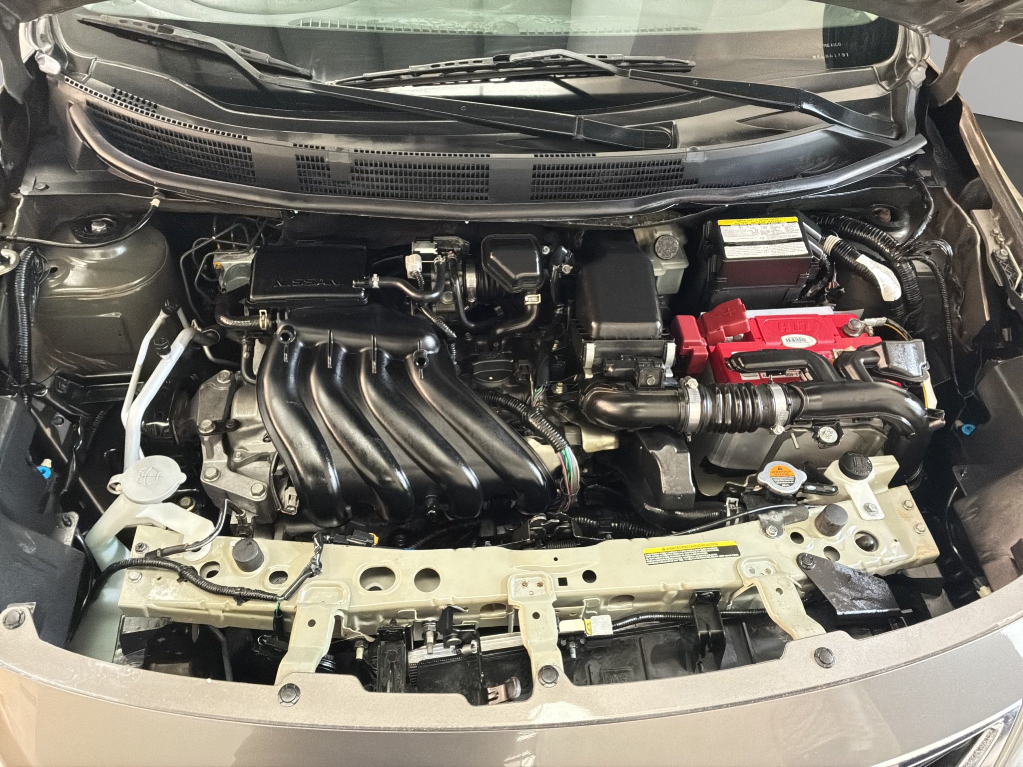 2015 Nissan Versa 4 pts. Sense, TM5, a/ac., VE