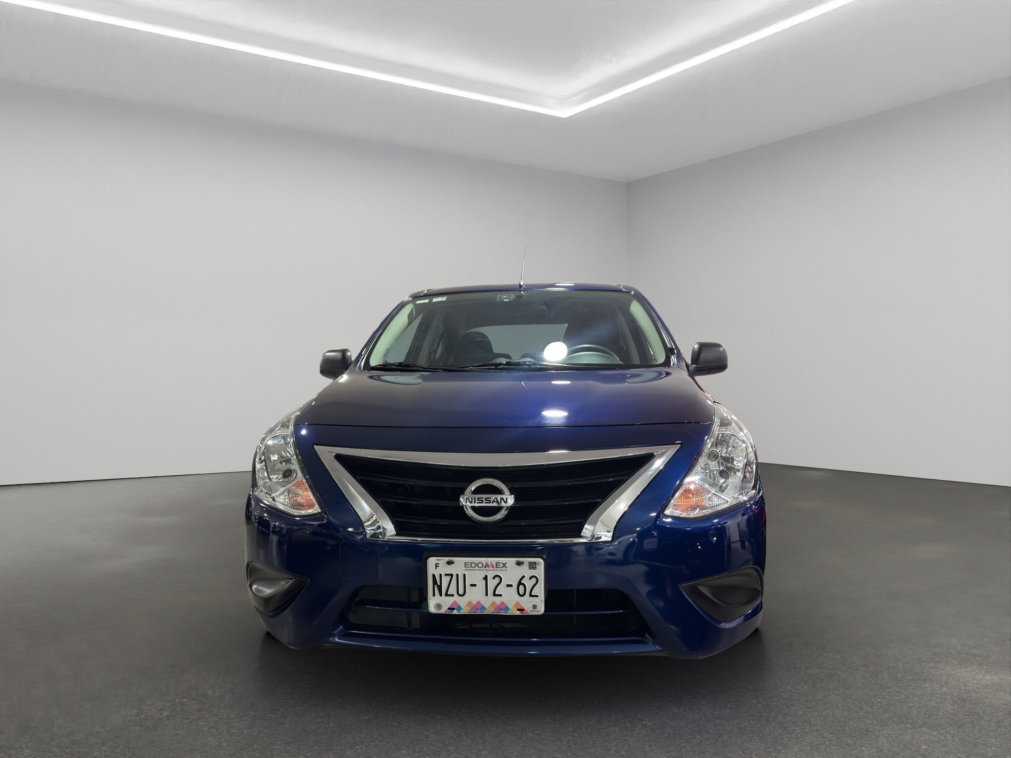 2022 Nissan V-Drive 4 pts. Base, TM5, a/ac., R-15