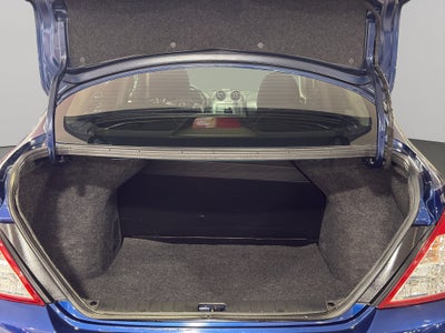 2022 Nissan V-Drive 4 pts. Base, TM5, a/ac., R-15