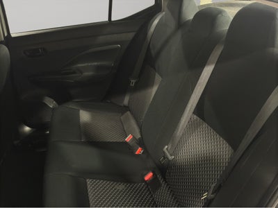 2024 Nissan Versa 4 pts. Sense, TM5, a/ac., R-15