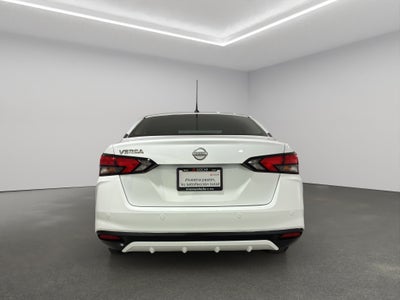 2024 Nissan Versa 4 pts. Sense, TM5, a/ac., R-15