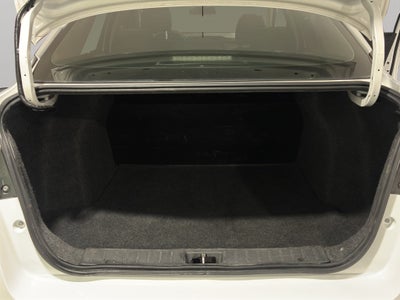 2024 Nissan Versa 4 pts. Sense, TM5, a/ac., R-15