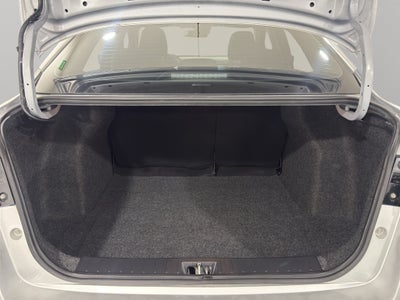 2025 Nissan Versa 4 pts. Advance, TM5, a/ac., f. niebla, RA-16 (línea anterior)