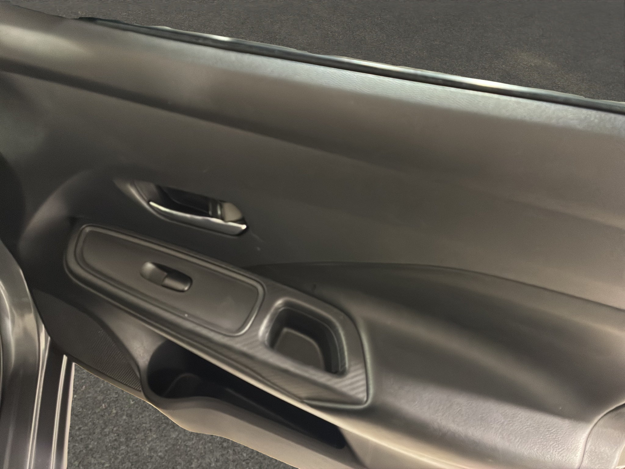 2020 Nissan Versa 4 pts. Advance, TM5, a/ac., VE, f. niebla, RA-16 (línea nueva)