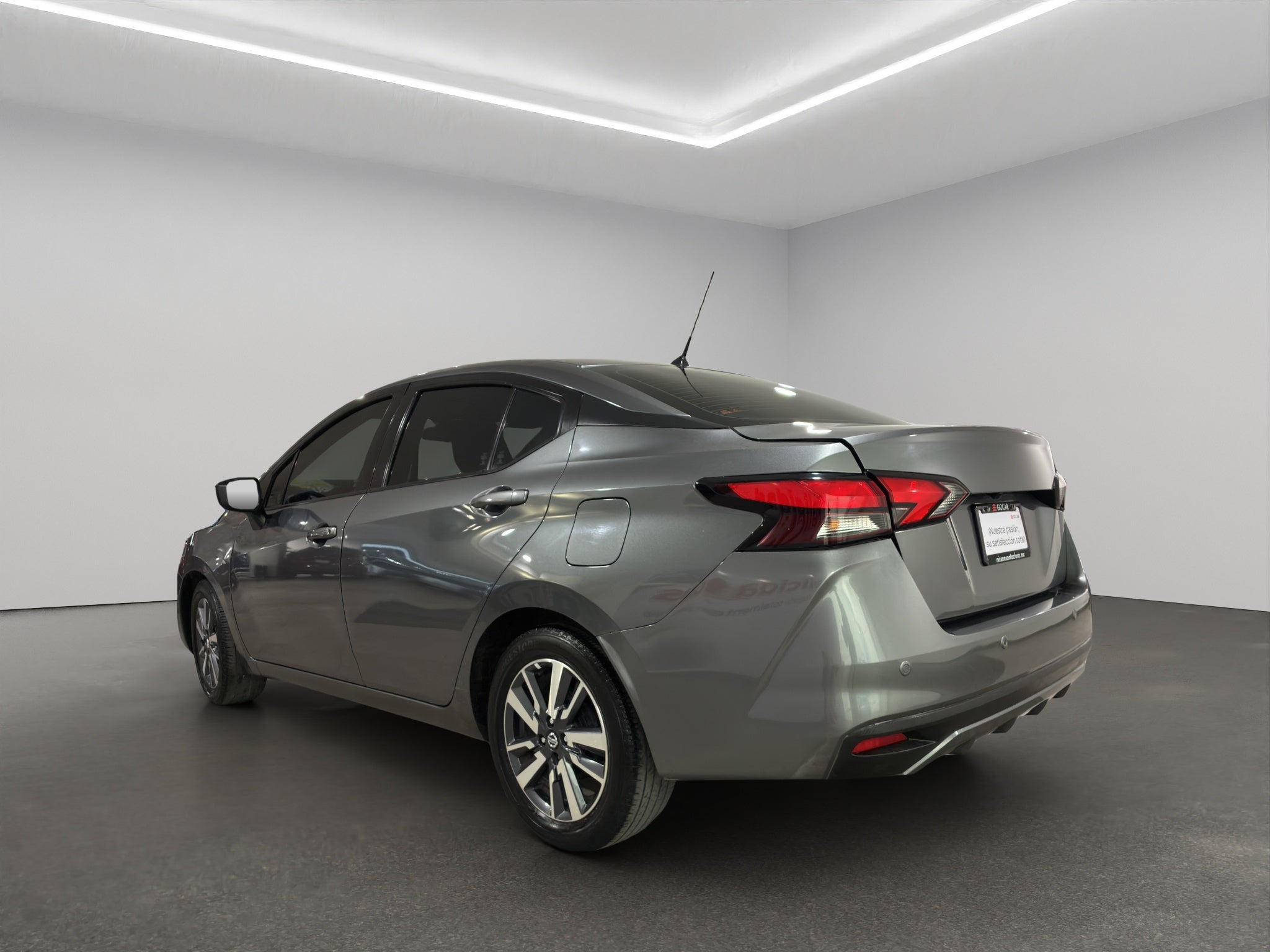 2020 Nissan Versa 4 pts. Advance, TM5, a/ac., VE, f. niebla, RA-16 (línea nueva)