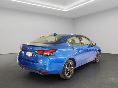 2024 Nissan Versa 4 pts. SR, TA, a/ac. Aut., f. niebla, f. led, spoiler, RA-17