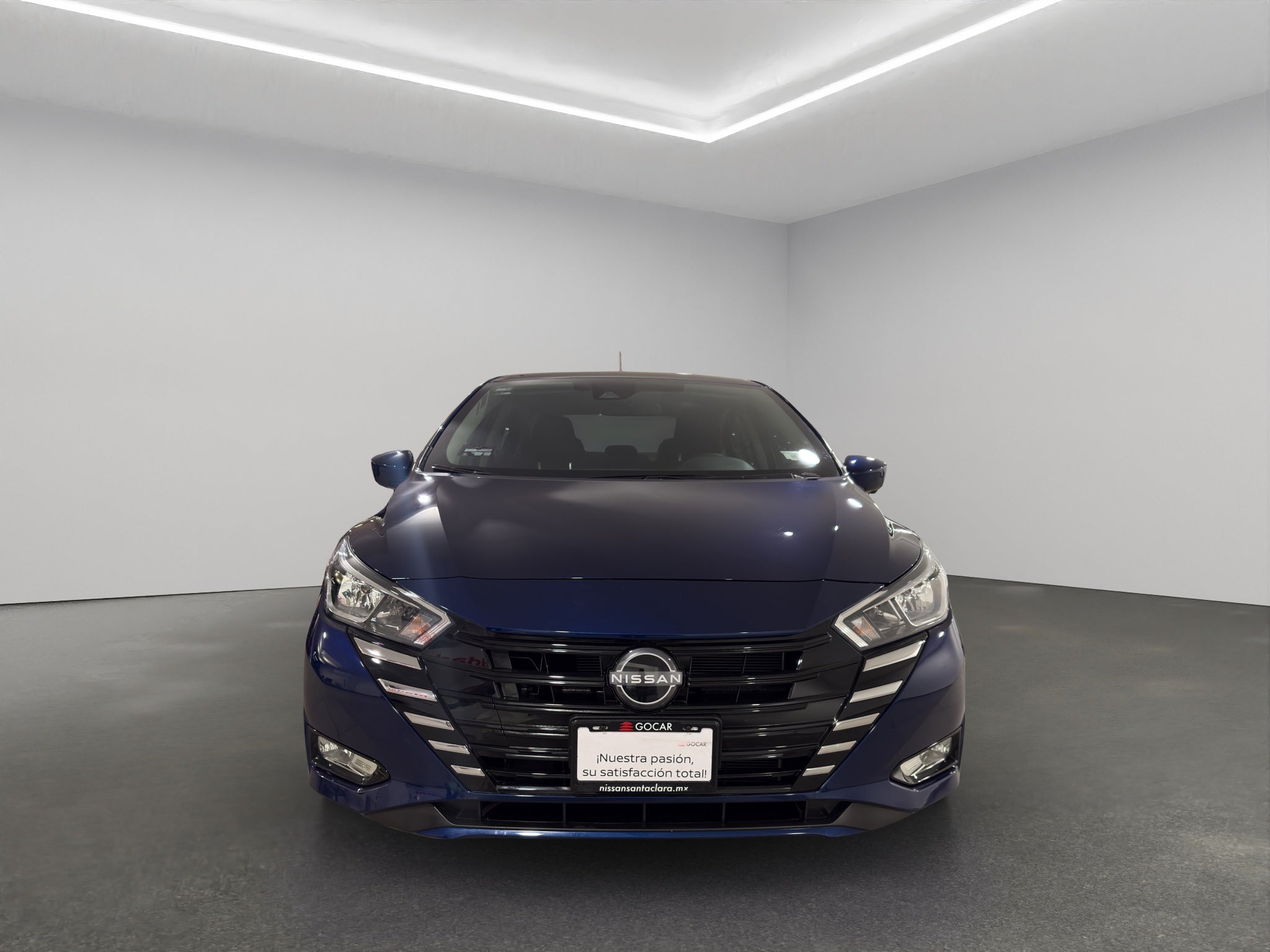 2025 Nissan Versa 4 pts. Advance, TM5, a/ac., f. niebla, RA-16