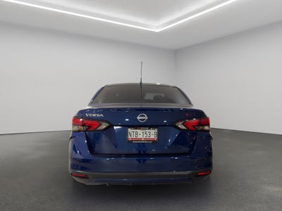 2025 Nissan Versa 4 pts. Advance, TM5, a/ac., f. niebla, RA-16