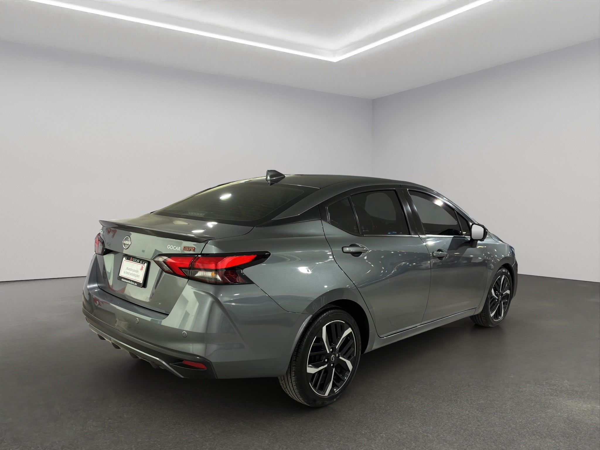 2024 Nissan Versa 4 pts. SR, CVT, a/ac. Aut., f. niebla, f. led, spoiler, RA-17