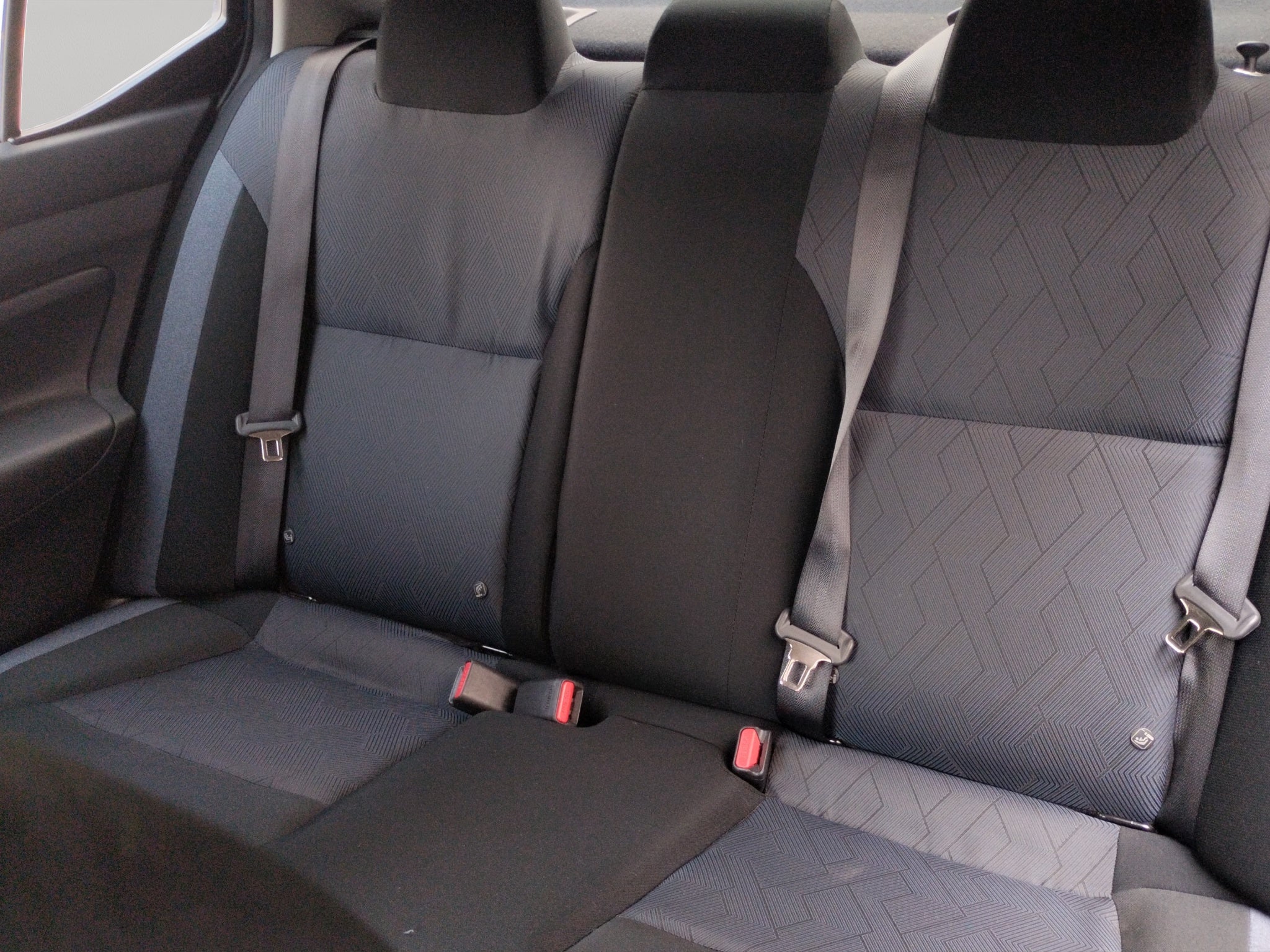 2025 Nissan Versa ADVANCE CVT