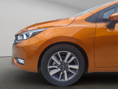 2024 Nissan Versa ADVANCE CVT