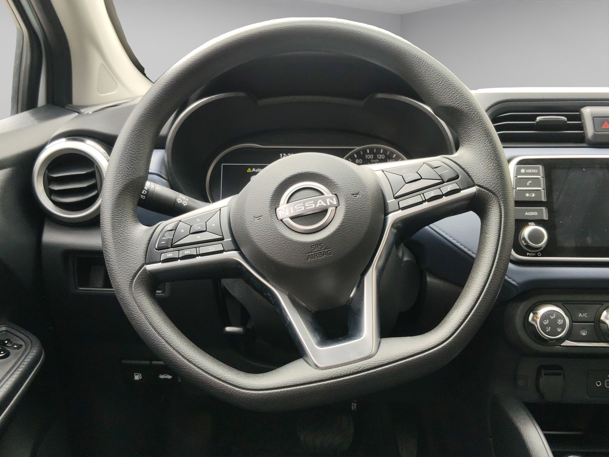 2024 Nissan Versa ADVANCE CVT