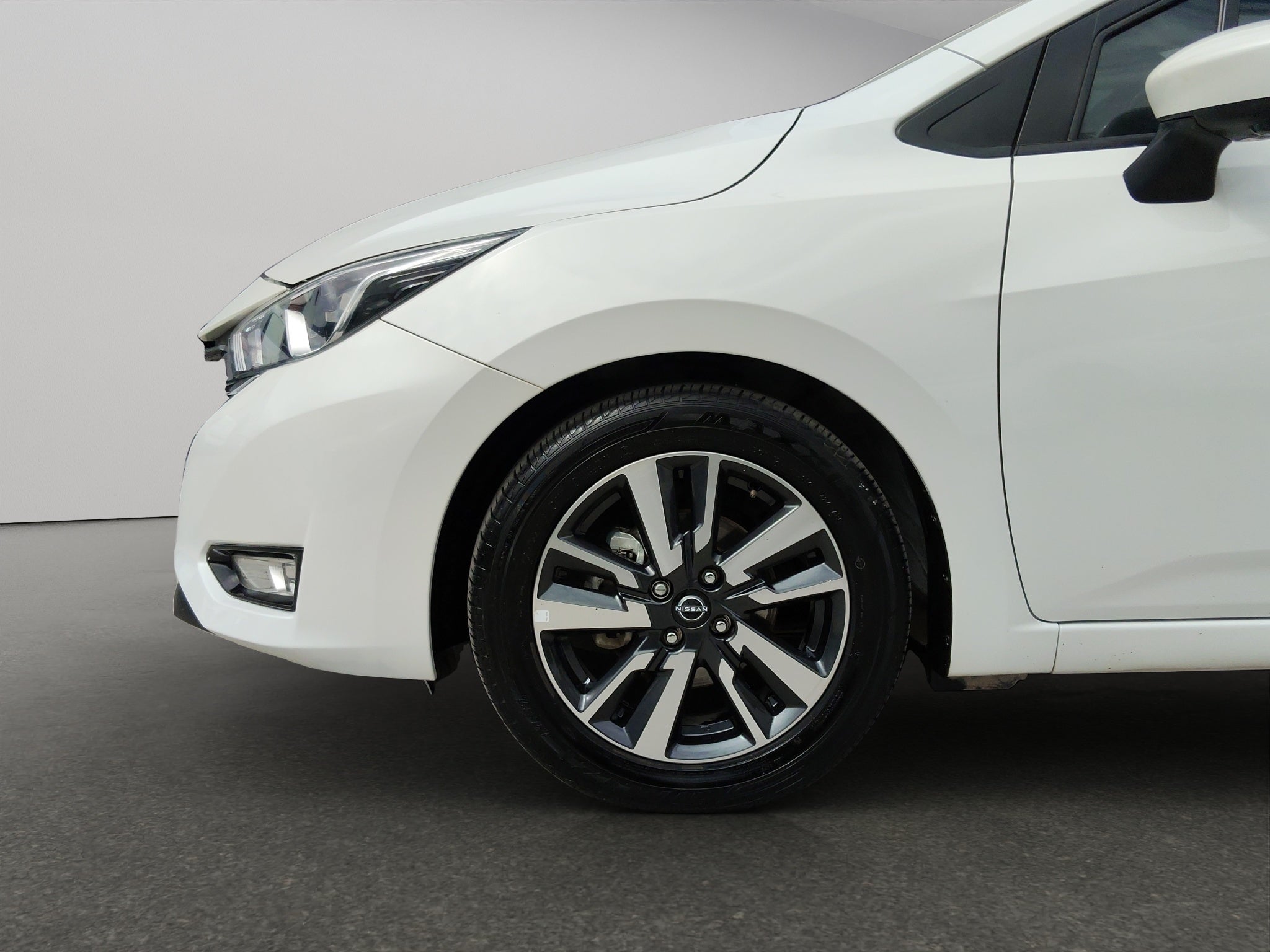 2024 Nissan Versa ADVANCE CVT