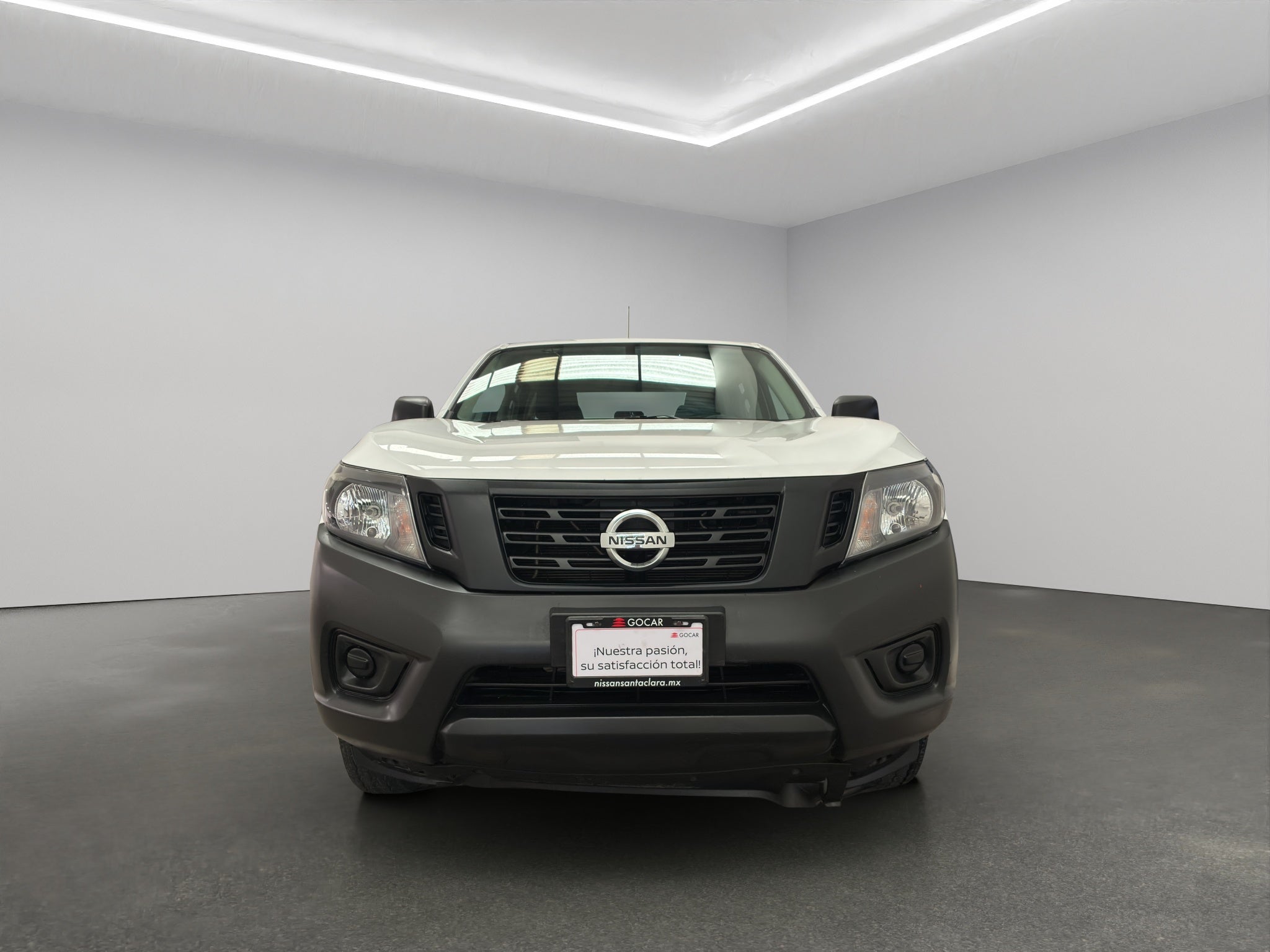 2020 Nissan Comerciales NP300 4 pts. S, Pick-Up, Doble Cab., TM6, a/ac. (línea anterior)