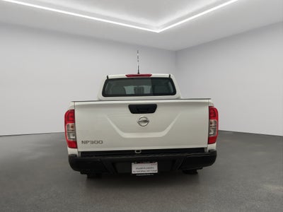 2020 Nissan Comerciales NP300 4 pts. S, Pick-Up, Doble Cab., TM6, a/ac. (línea anterior)