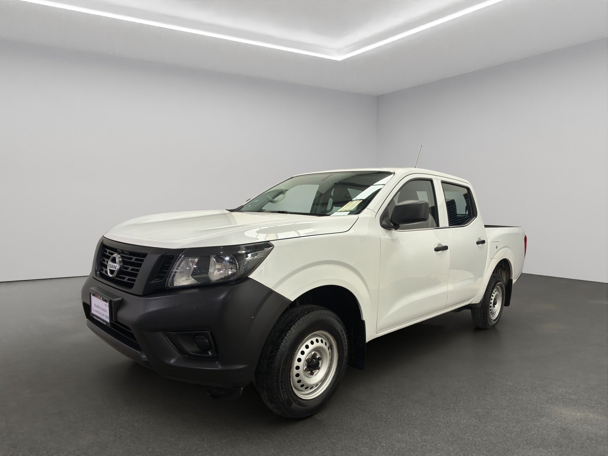 2020 Nissan Comerciales NP300 4 pts. S, Pick-Up, Doble Cab., TM6, a/ac. (línea anterior)