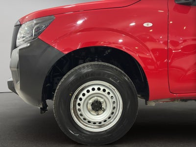 2025 Nissan Comerciales NP300 2 pts. Chas. Cab., TM6