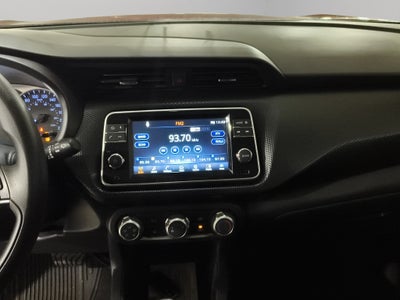 2024 Nissan Kicks VUD 5 pts. Advance, 1.6l, TM5, a/ac., VE, RA-16 (línea anterior)