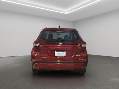 2024 Nissan Kicks VUD 5 pts. Advance, 1.6l, TM5, a/ac., VE, RA-16 (línea anterior)