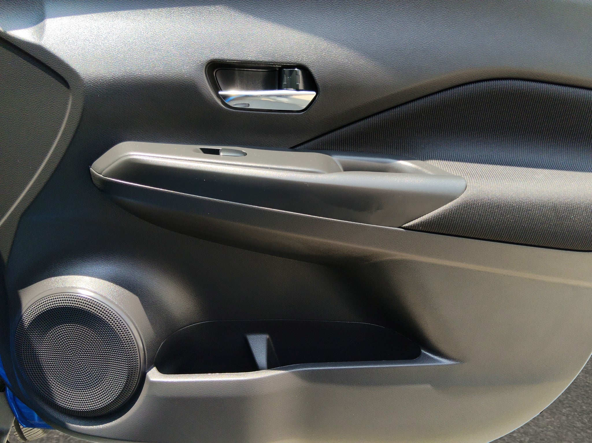 2025 Nissan Kicks VUD Play Advance CVT