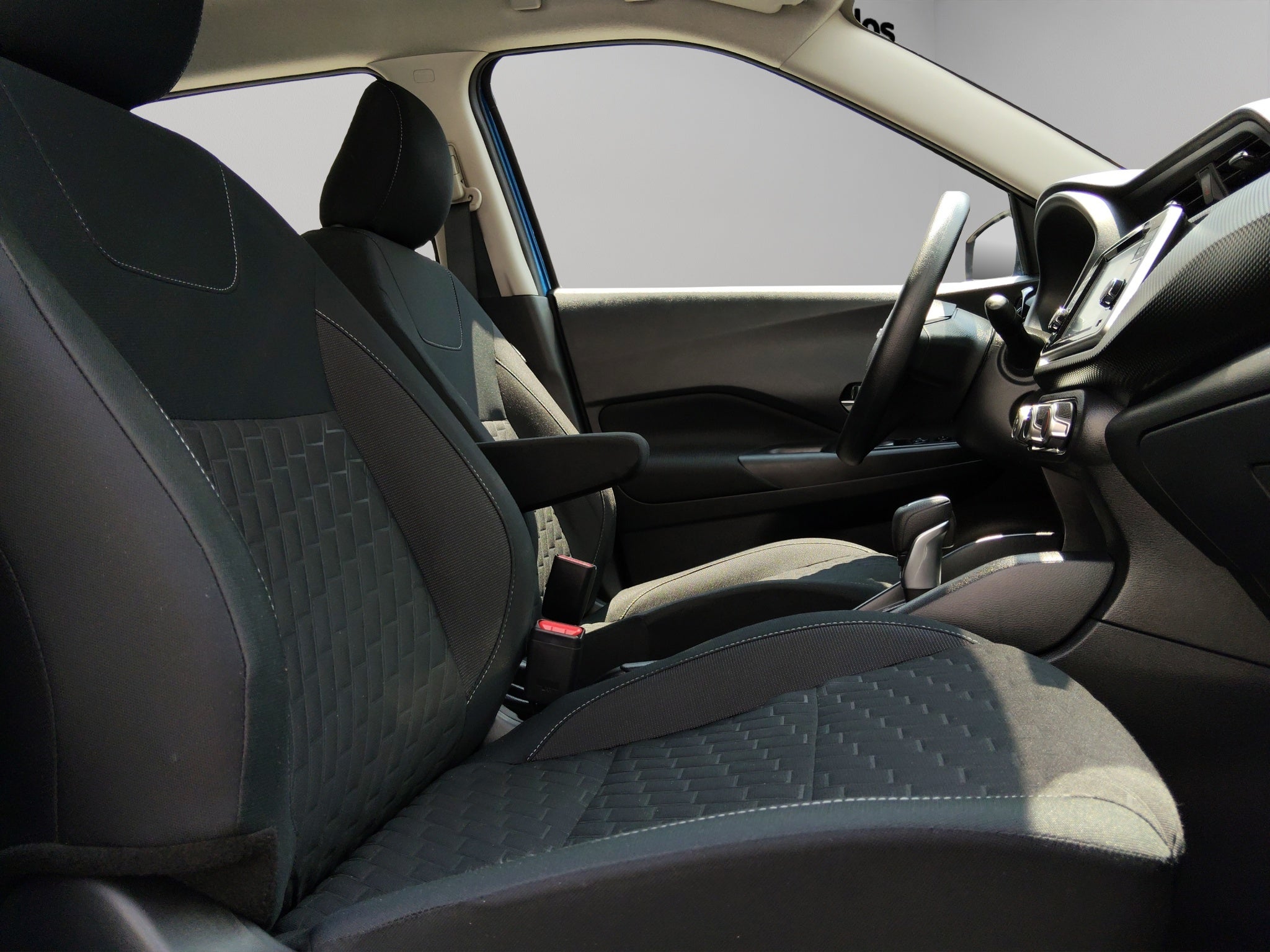 2025 Nissan Kicks VUD Play Advance CVT