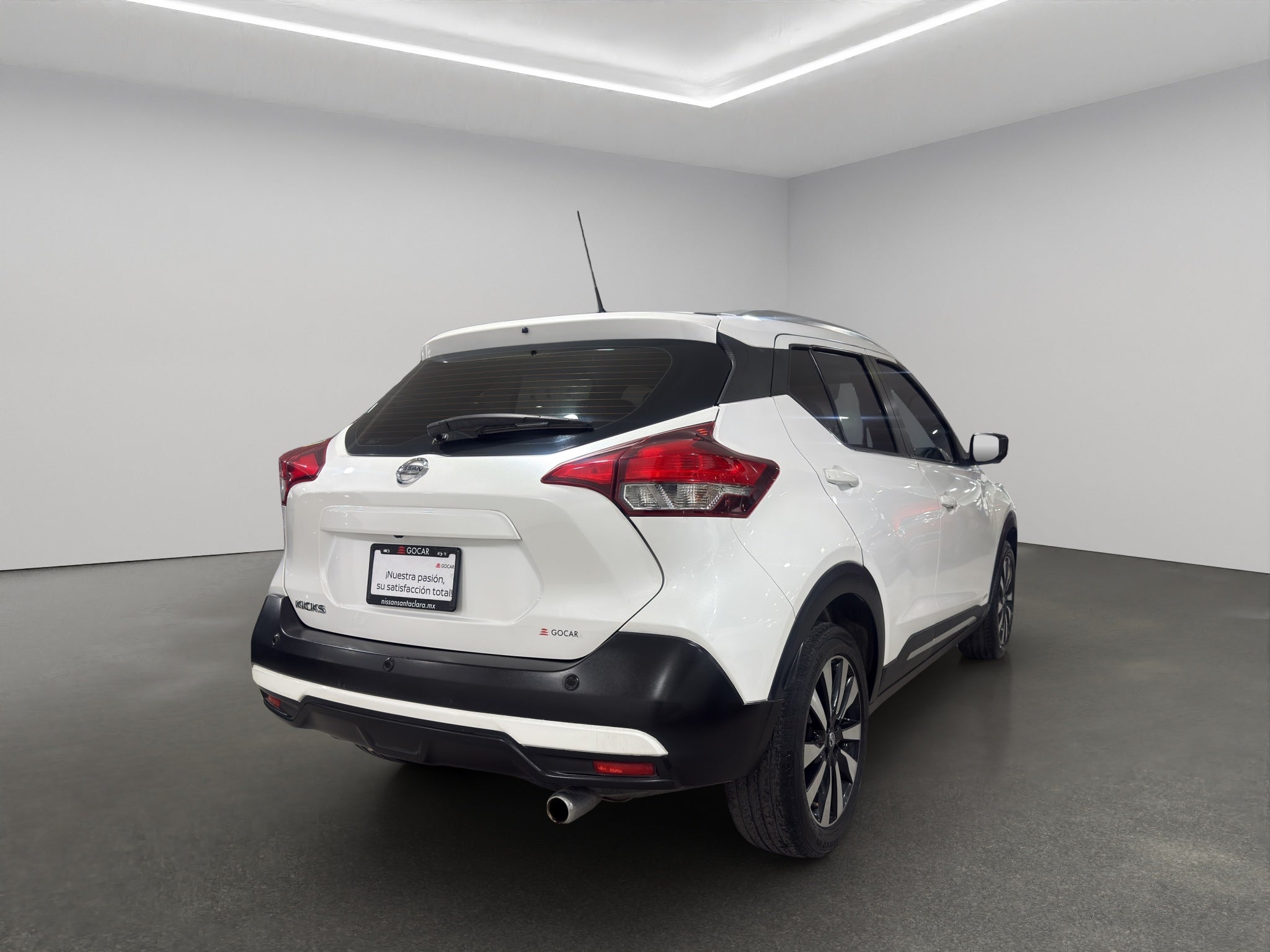 2018 Nissan Kicks VUD 5 pts. Exclusive, 1.6l, TA, a/ac. Aut., VE, piel, GPS, RA-17