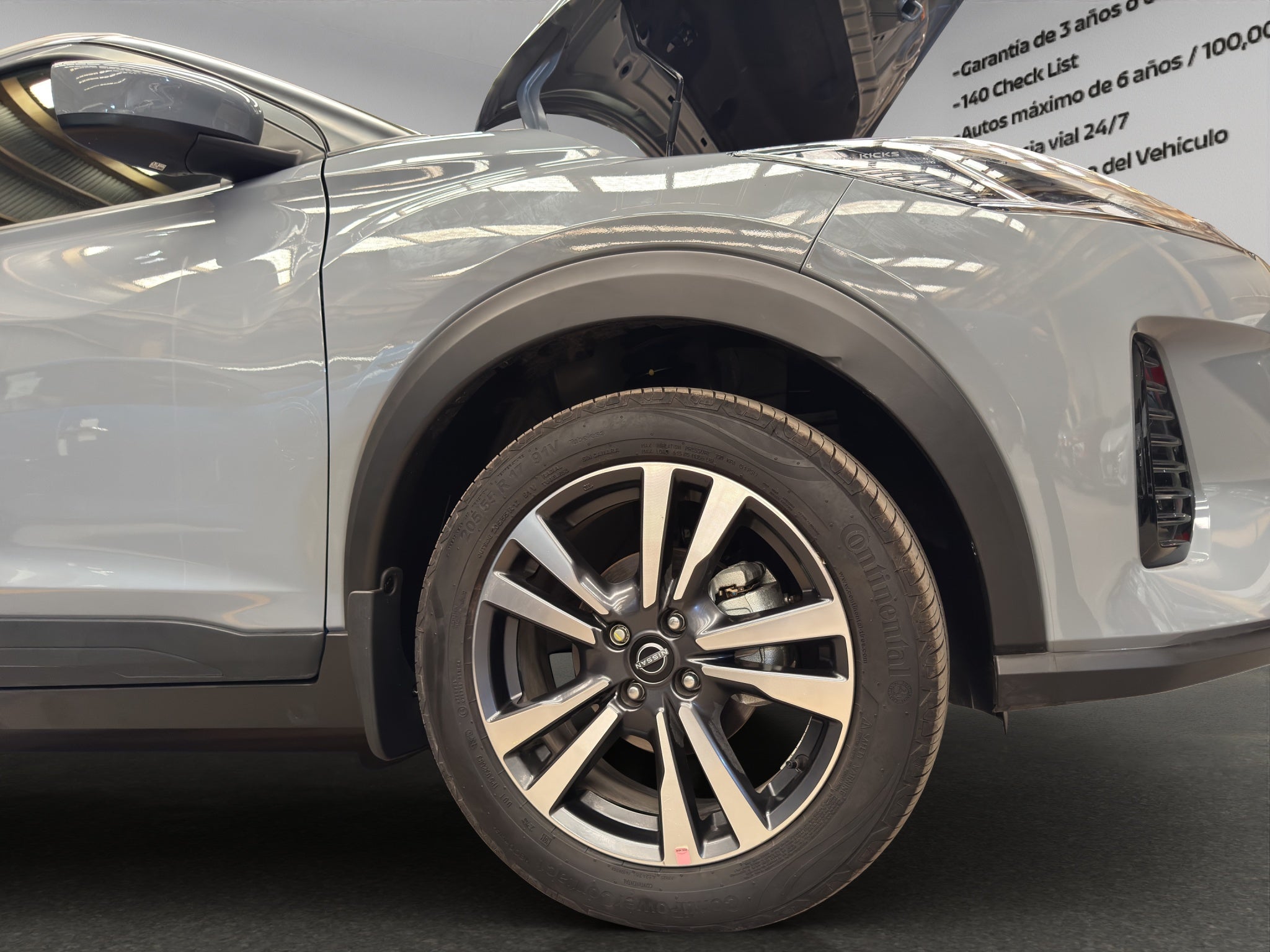 2025 Nissan Kicks VUD 5 pts. Play Advance, 1.6l, TM5, RA-17 (línea nueva)