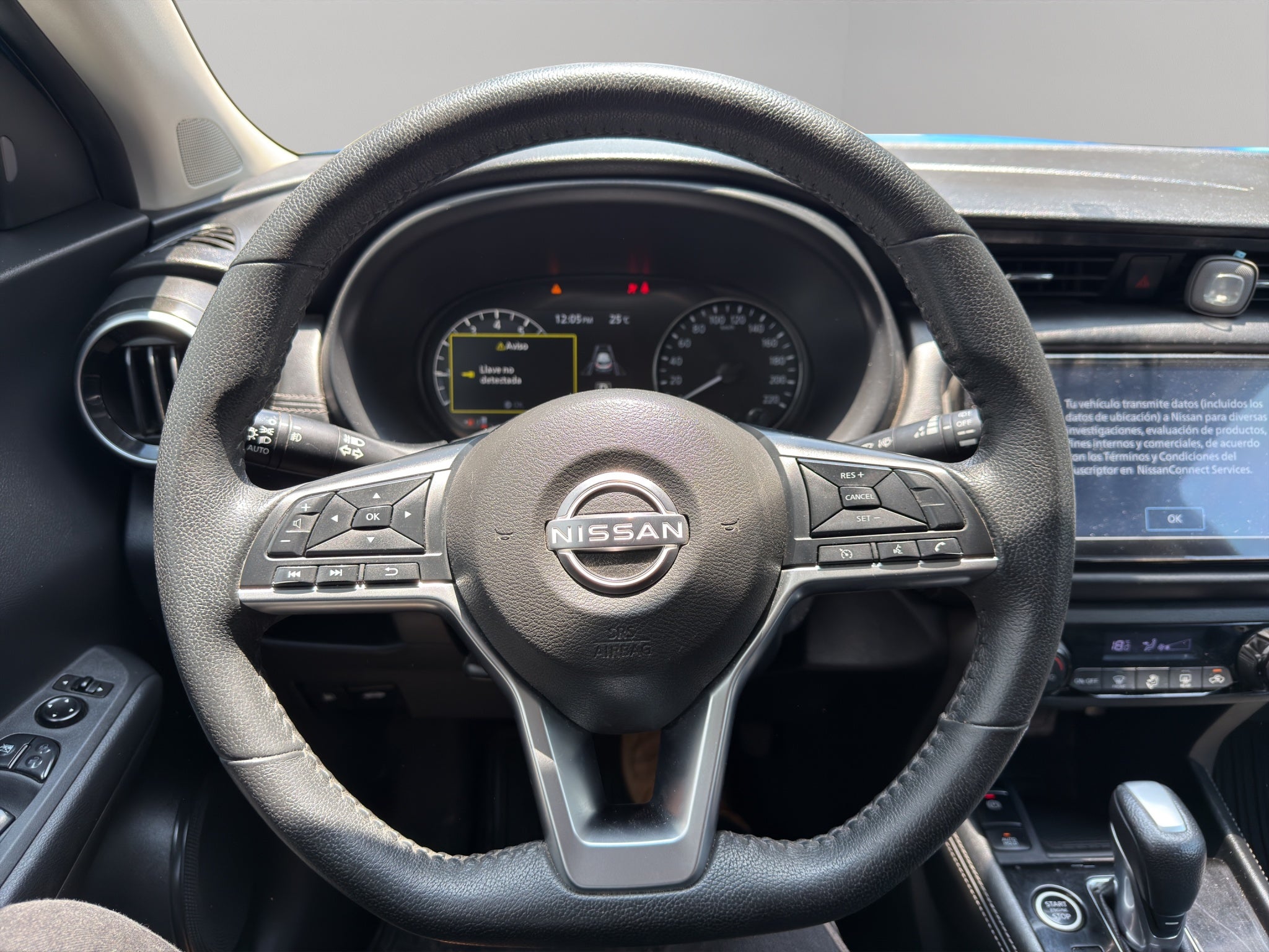 2023 Nissan Kicks VUD 5 pts. Exclusive, 1.6l, TA, a/ac. Aut., piel, GPS, RA-17