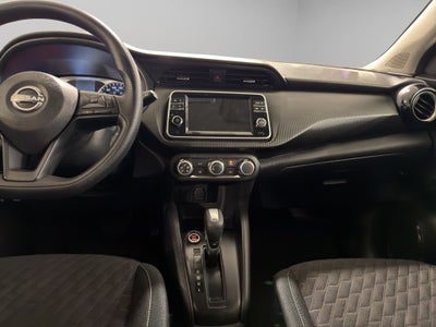 2024 Nissan Kicks VUD 5 pts. Advance, 1.6l, TM5, a/ac., VE, RA-16 (línea anterior)