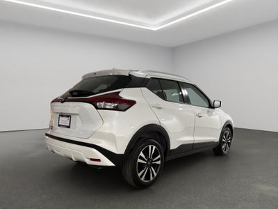 2024 Nissan Kicks VUD 5 pts. Advance, 1.6l, TM5, a/ac., VE, RA-16 (línea anterior)