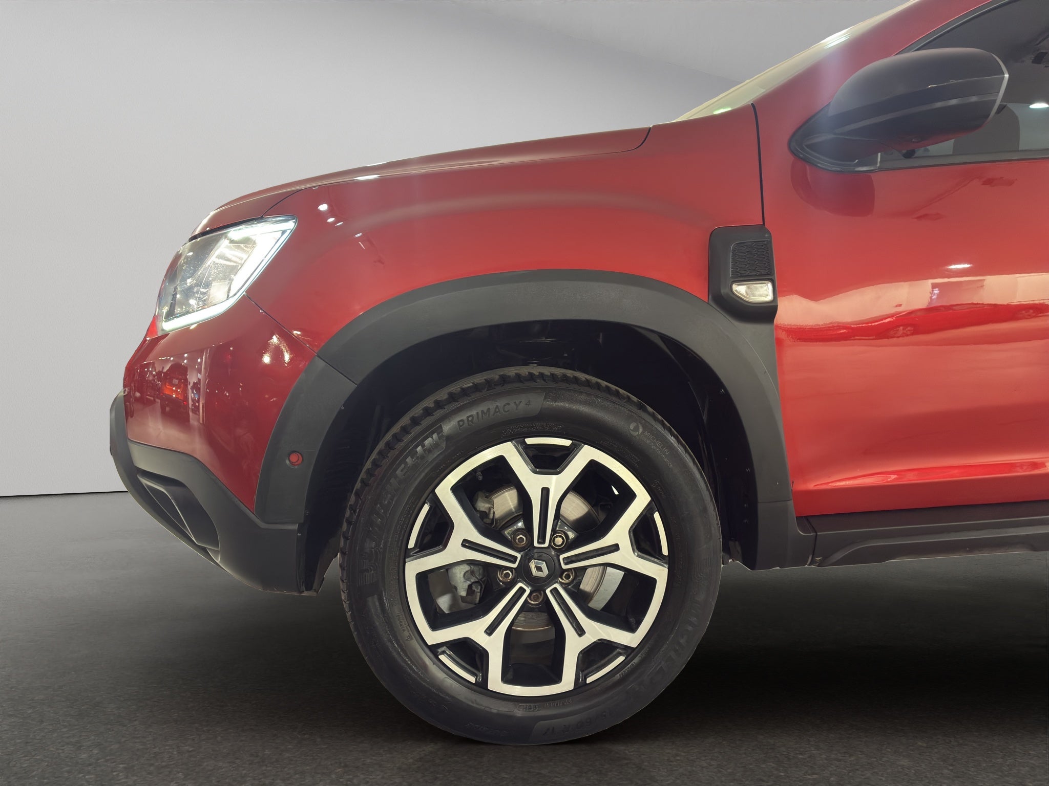 2024 Renault Duster VUD 5 pts. Iconic, 1.3T, TA, a/ac. Aut., botón encend., RA-17