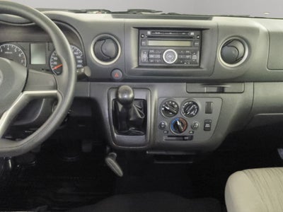 2022 Nissan Urvan Pasajeros 4 pts. TM5, a/ac., VE, 12 pas.