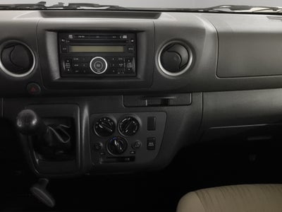 2022 Nissan Urvan Pasajeros 4 pts. TM5, a/ac., VE, 12 pas.