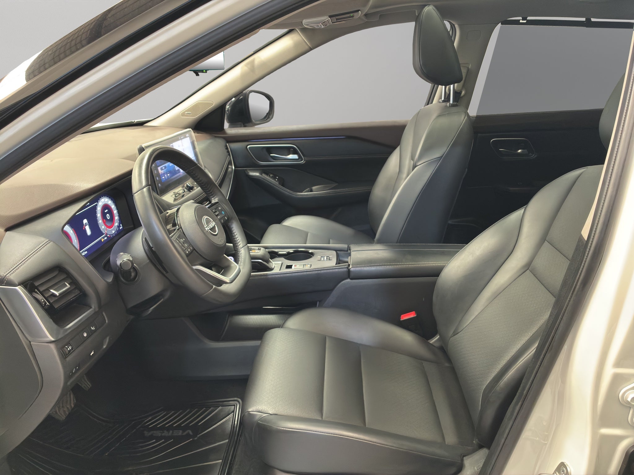 2024 Nissan X-Trail VUD 5 pts. Platinum Plus, TA, piel, QCP, GPS, ADAS, RA-19