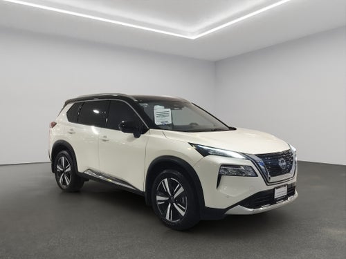 2025 Nissan X-Trail VUD 5 pts. Platinum, TA, piel, QCP, GPS, RA-19