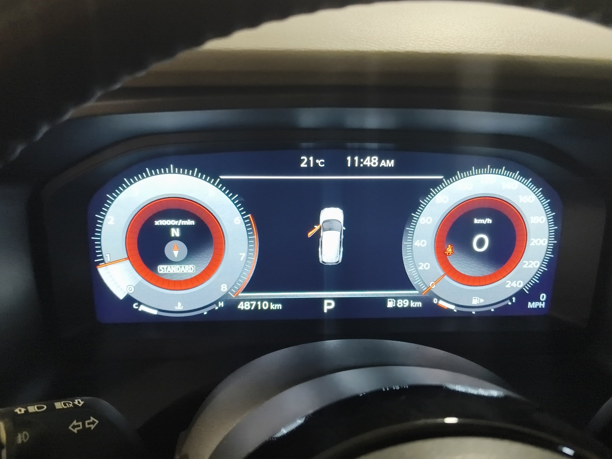 2025 Nissan X-Trail VUD 5 pts. Platinum, TA, piel, QCP, GPS, RA-19