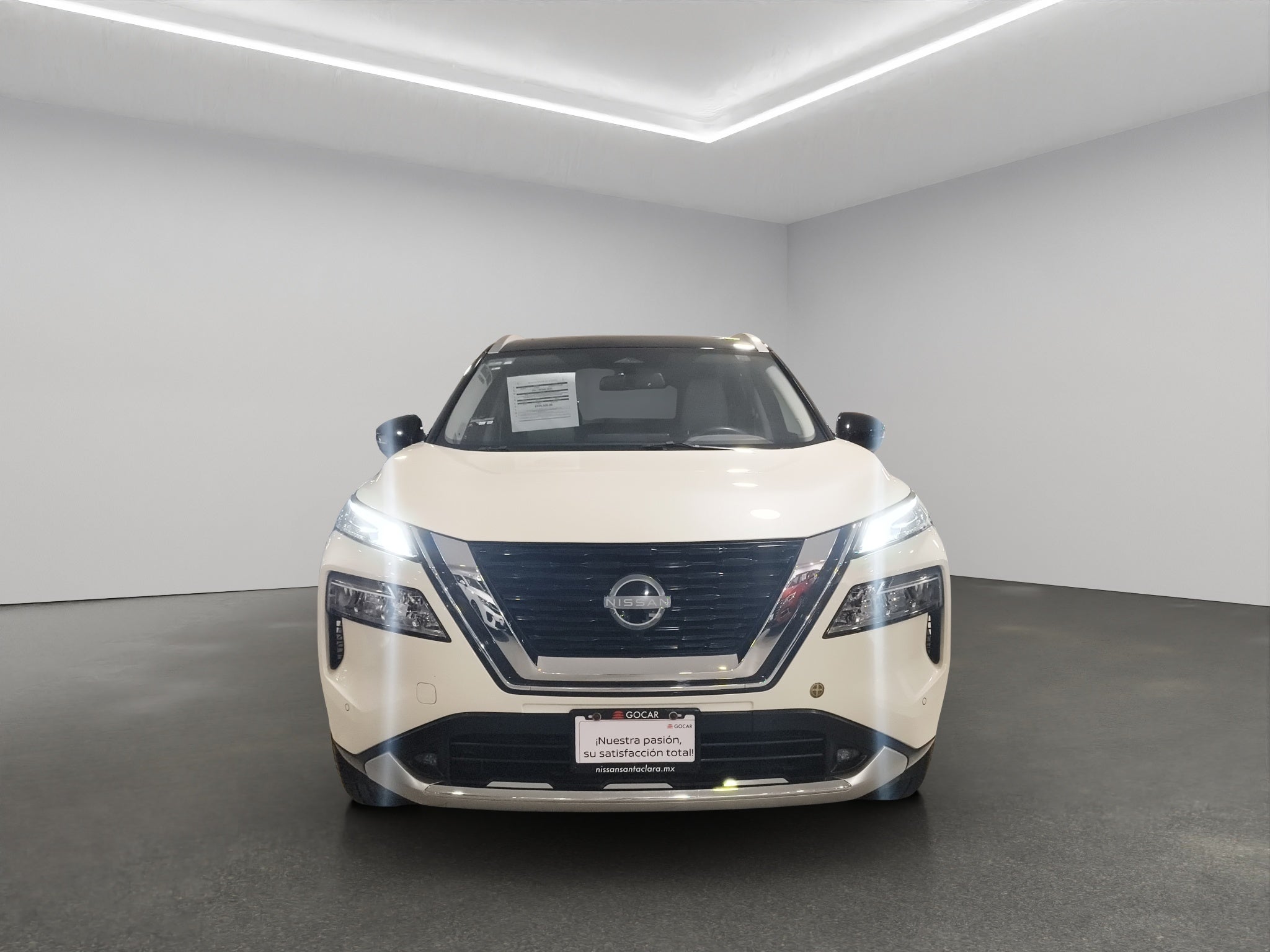 2025 Nissan X-Trail VUD 5 pts. Platinum, TA, piel, QCP, GPS, RA-19