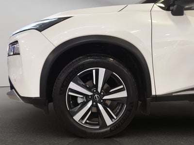 2025 Nissan X-Trail VUD 5 pts. Platinum, TA, piel, QCP, GPS, RA-19