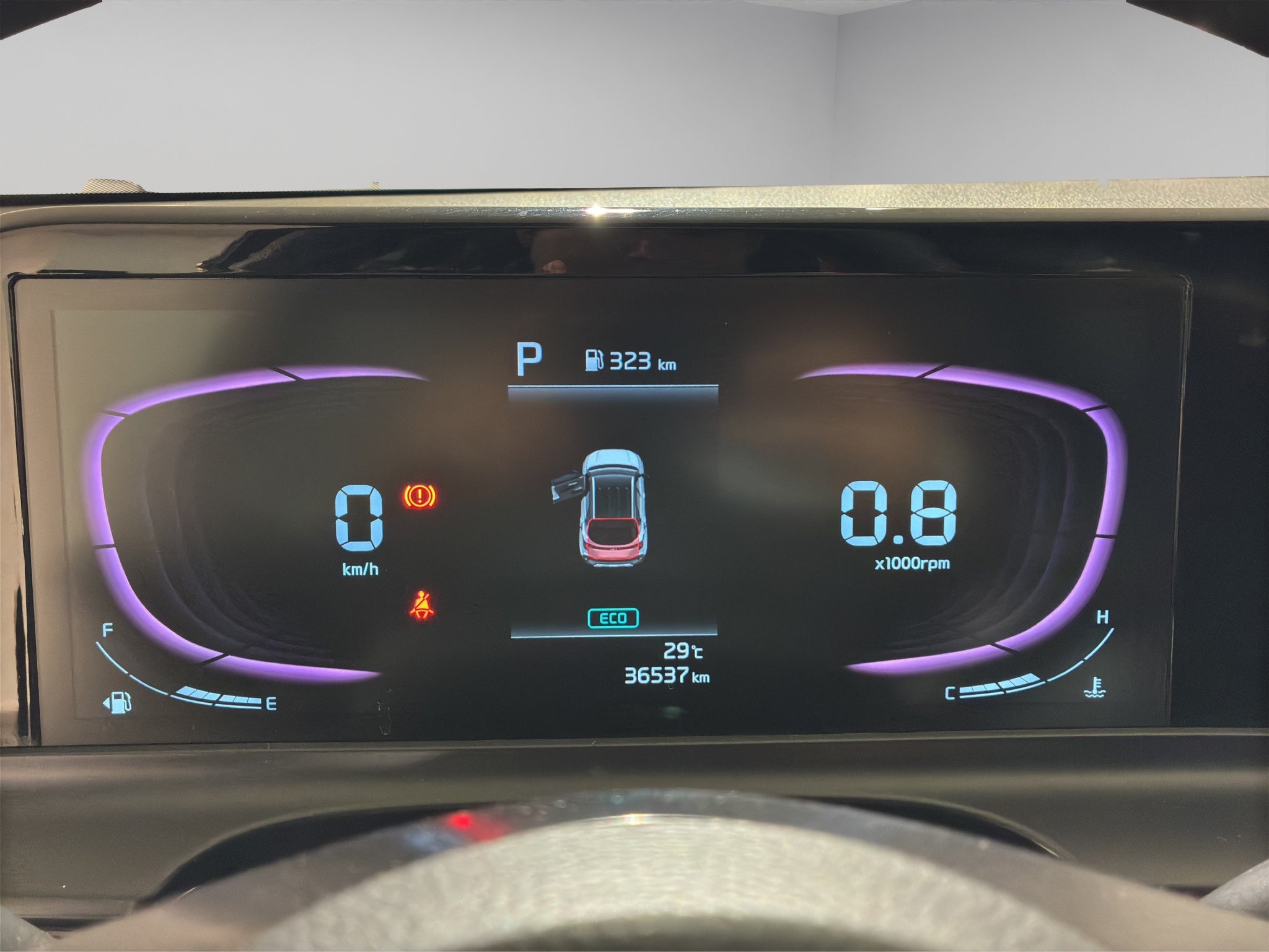 2024 Kia Seltos VUD 5 pts. EX, 1.5l, TA, RA-16 (cambio de línea)