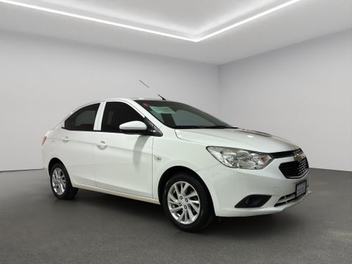 2023 Chevrolet Aveo 4 pts. LT, TM5, a/ac. Aut., f. niebla, RA-15 (línea anterior)