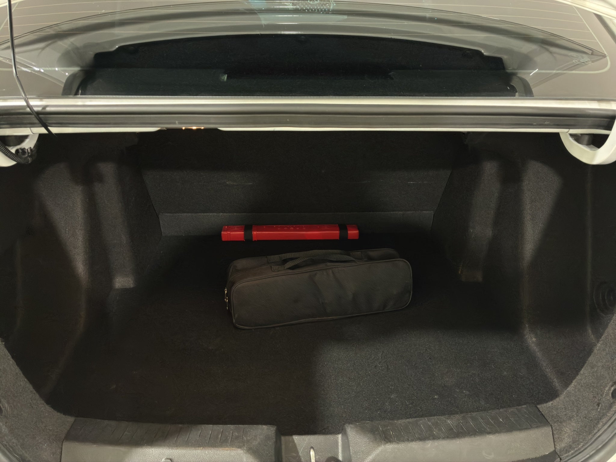 2023 Chevrolet Aveo 4 pts. LT, TM5, a/ac. Aut., f. niebla, RA-15 (línea anterior)