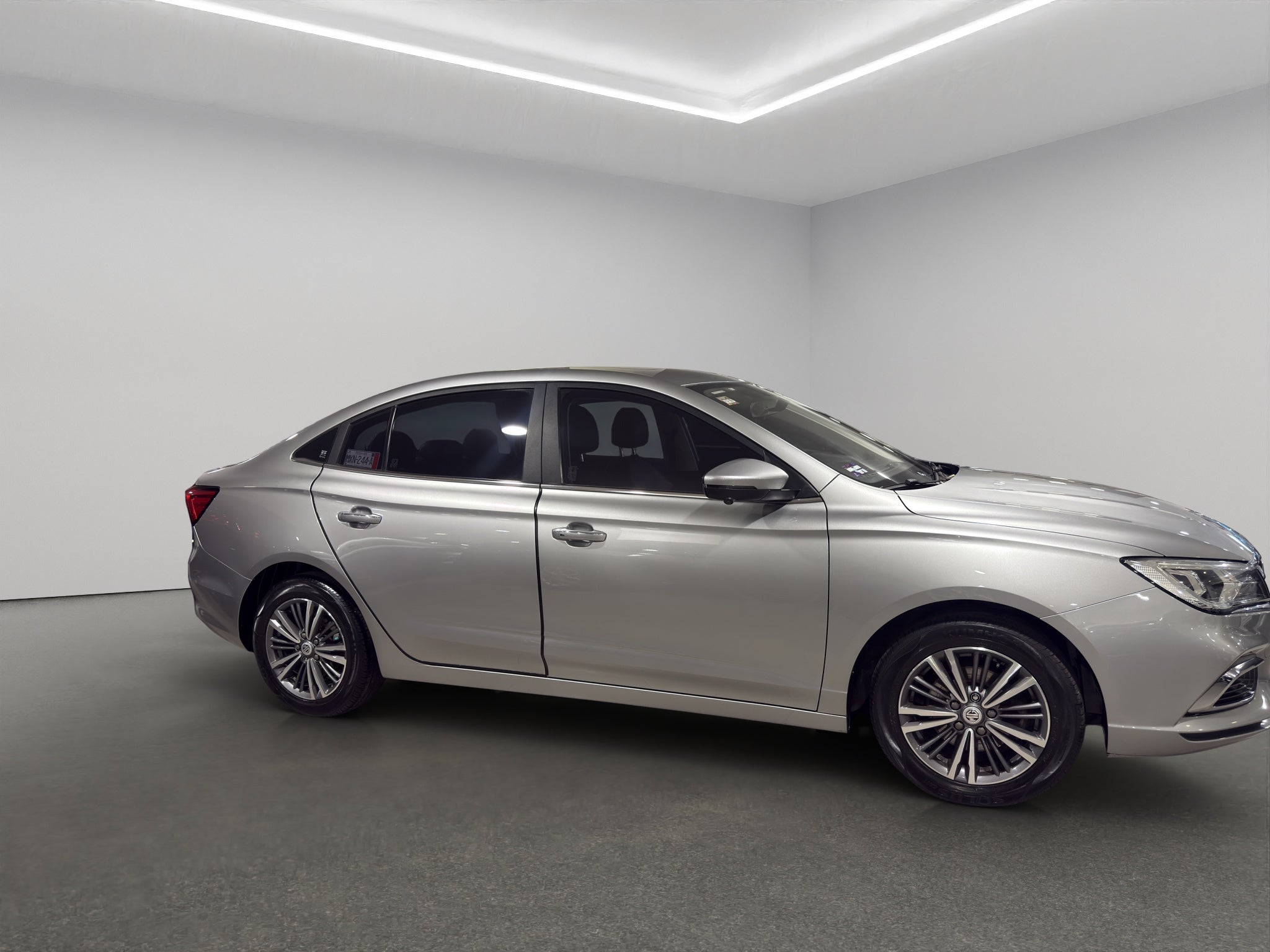 2024 MG MG5 4 pts. Elegance, 1.5l, TM5, VE, piel, QC, RA-16 (línea anterior)