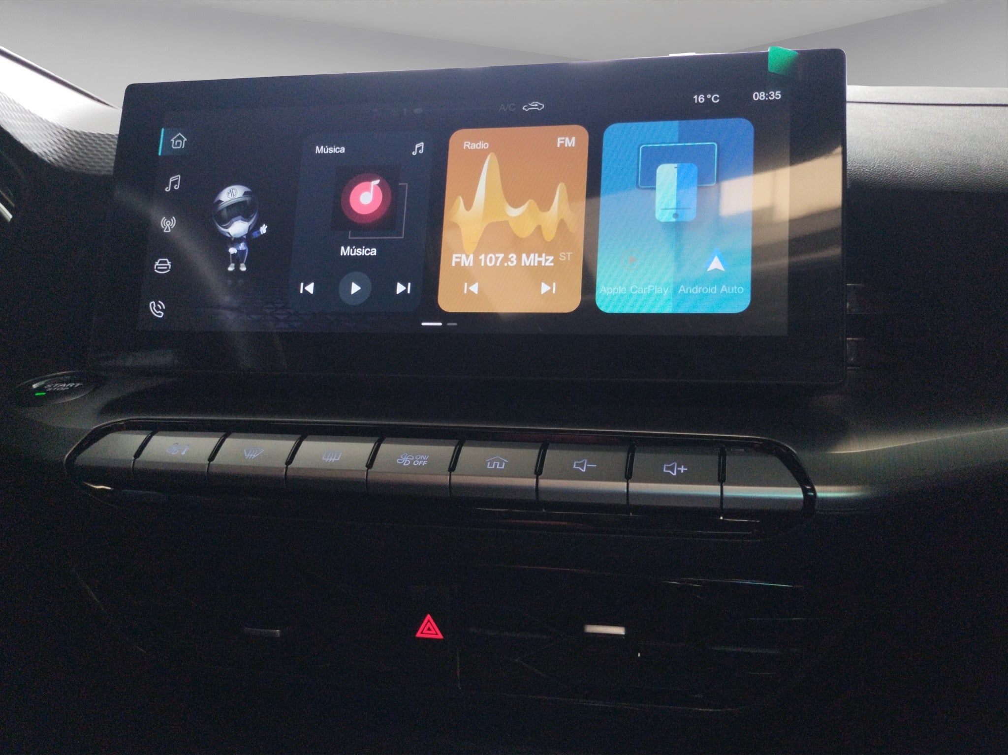 2024 MG GT 4 pts. Alpha, 1.5T, TA, piel, QC, cambios al volante, RA-17