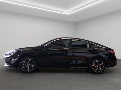 2024 MG GT 4 pts. Alpha, 1.5T, TA, piel, QC, cambios al volante, RA-17