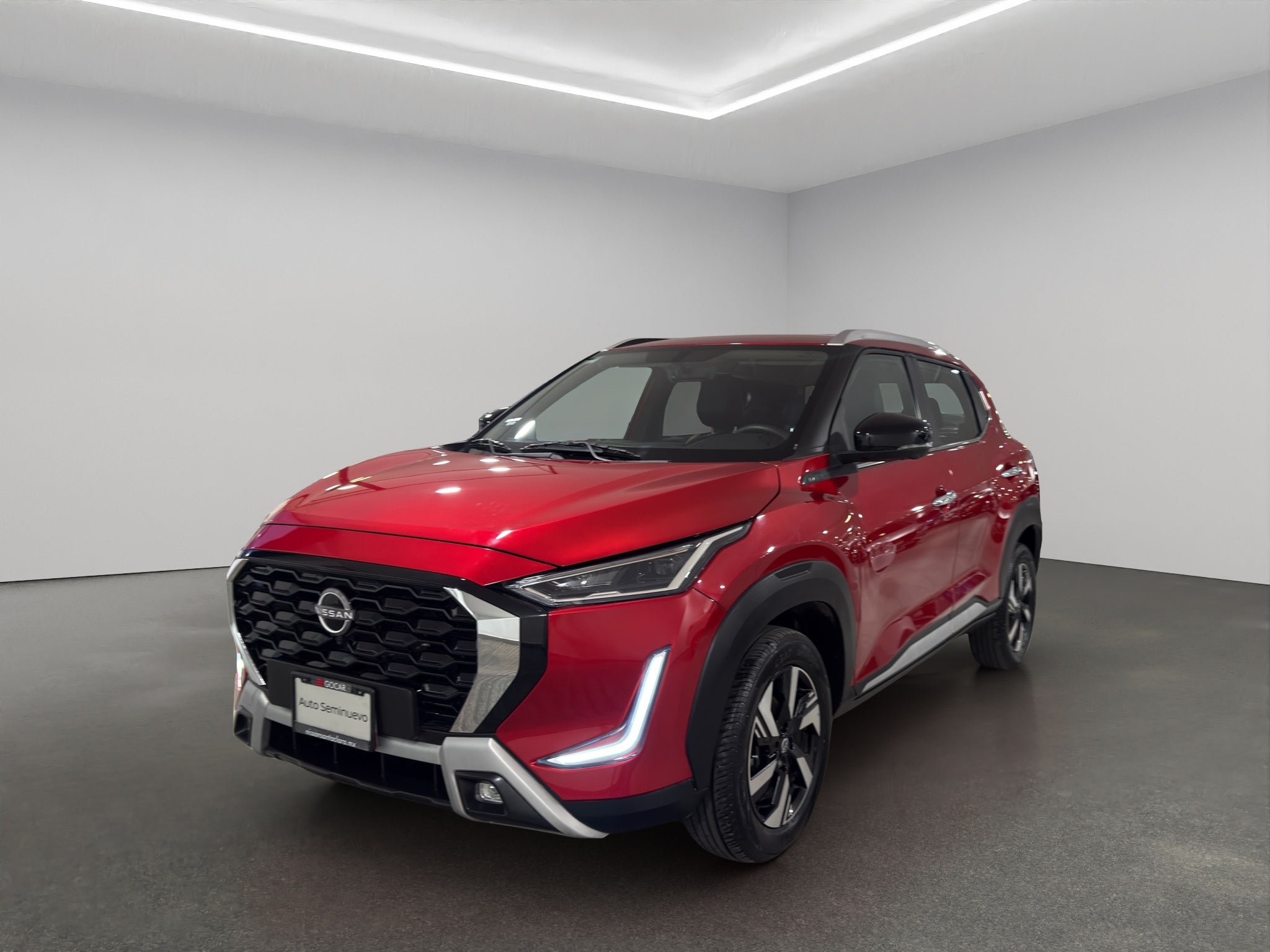 2026 Nissan Magnite VUD 5 pts. Exclusive, 1.0T, TM5, piel, RA-16