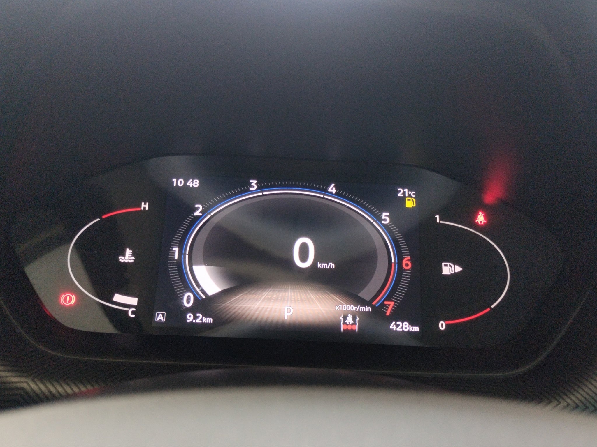 2025 Nissan Magnite VUD 5 pts. Advance, 1.0T, TM5, RA-16